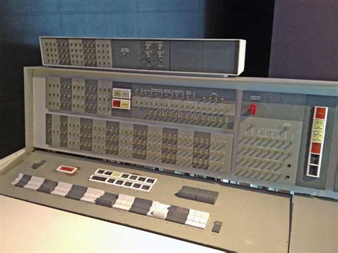 ibm 7090 vs today's computer.